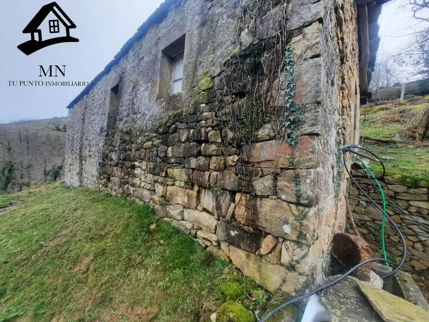 Cabaña de cuadra y pajar en Vegalosvados