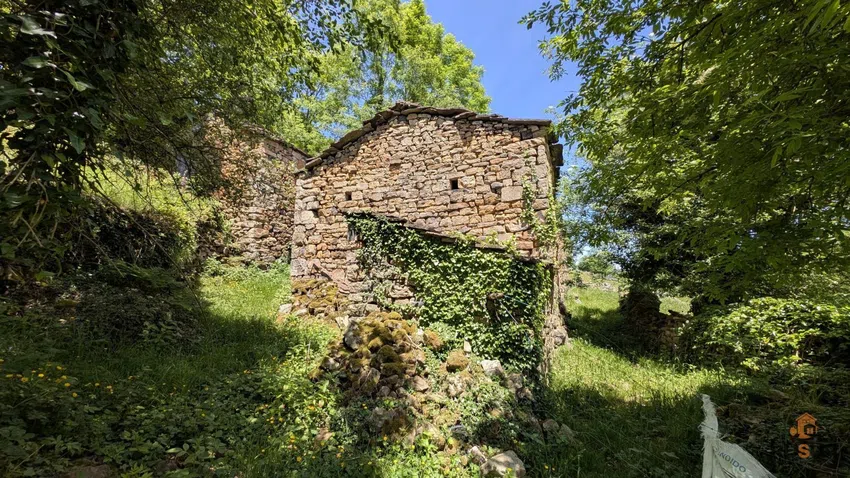 Cabaña de piedra para rehabilitar en Aldano